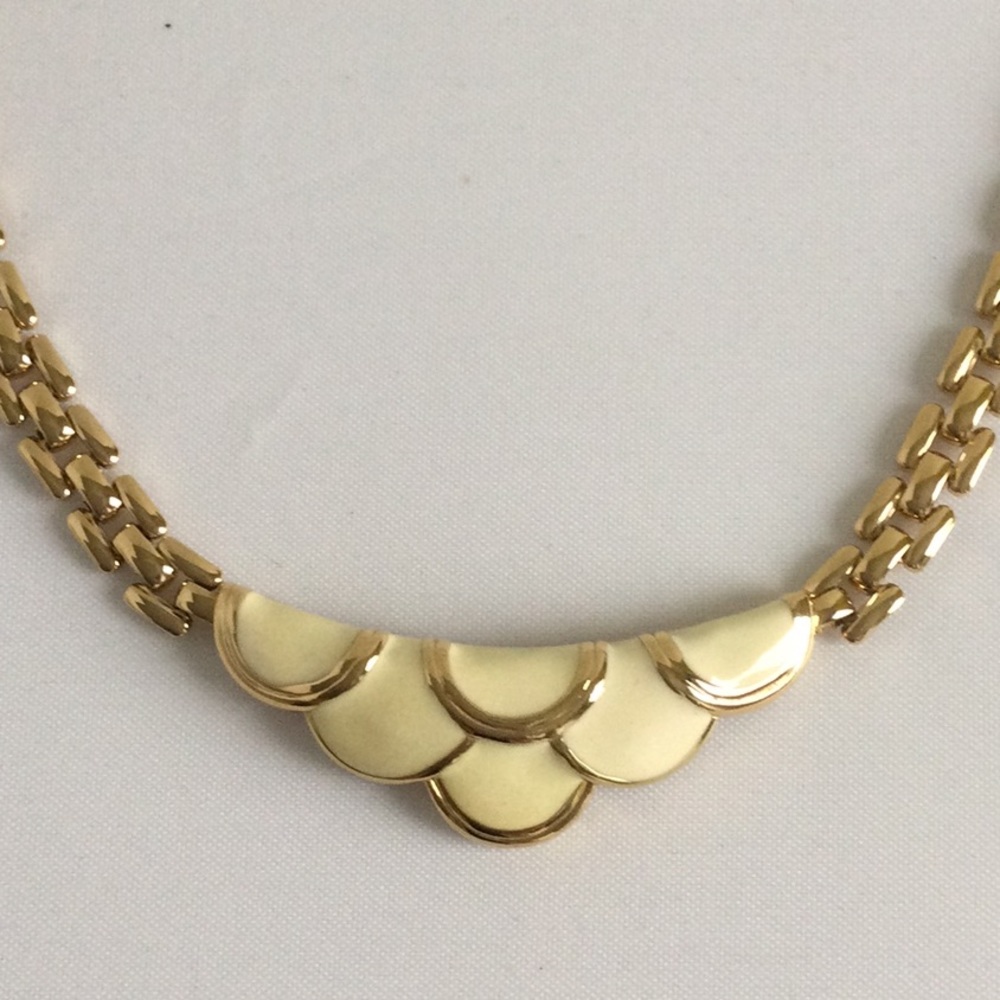 Vintage 80’s NINA RICCI Chocker Necklace